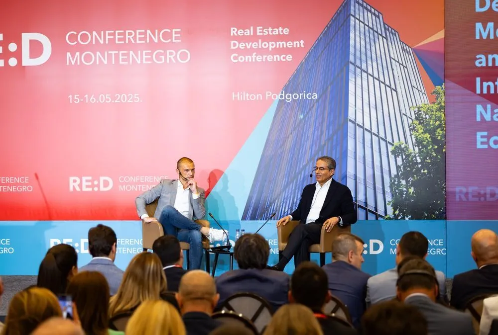 Alabar dolazi na Red conference 