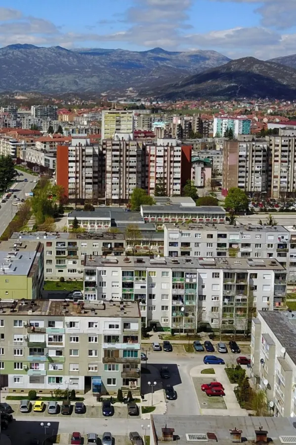 DPS Nik&scaron;ić: Umjesto u evropsku prijestonicu kulture, Joković bi Nik&scaron;ić da pretvori u prijestonicu otpada