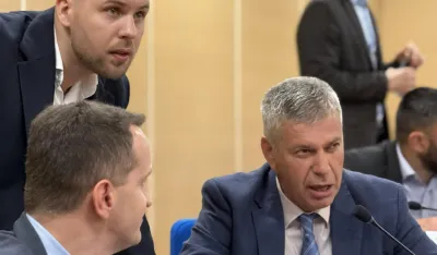 Sjednica skup&scaron;tine Glavnog grada, odbornici, opozicija, Budimir Mugo&scaron;a, Milo&scaron; Ma&scaron;ković
