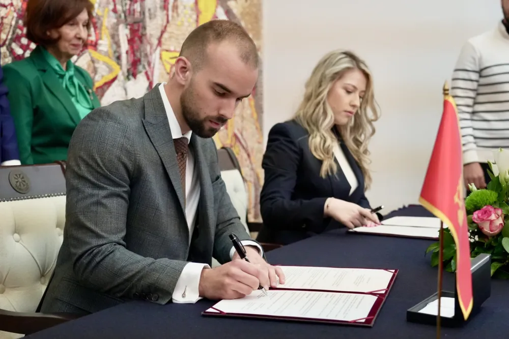 Omladinski savjeti predsjednika Crne Gore i predsjednice Sjeverne Makedonije potpisali memorandum o saradnji