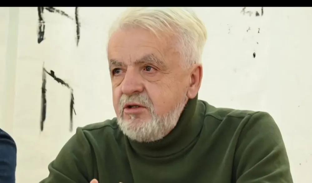 Svjedoci, a ne učesnici sopstvenog života