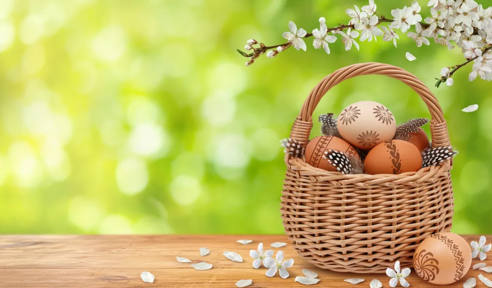 Farbanje jaja u lukovini je i dalje neprevaziđeno