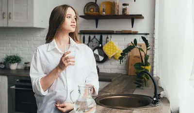 Za&scaron;to nije preporučljivo piti vodu koju ste natočili dan ranije