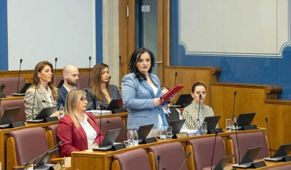 Ekonomija na principu dobrovoljnog davala&scaron;tva tuđe krvi