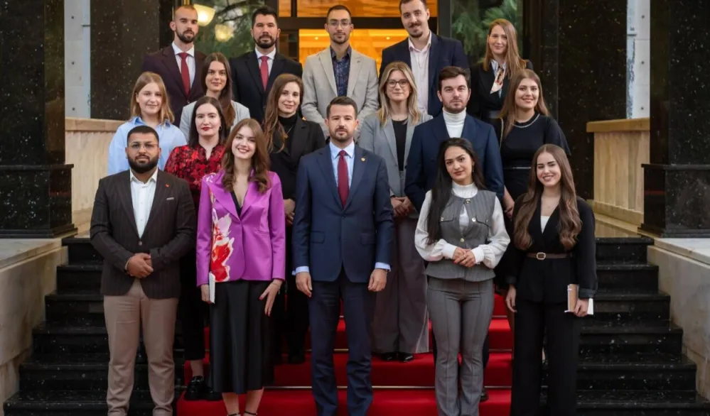 Savjet omladinskih inicijativa: Politička zastupljenost Roma ključni korak ka izgradnji multikulturalnog i inkluzivnog dru&scaron;tva