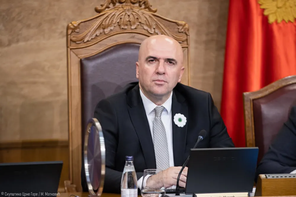 Nurković za "Dan": Dok je Brisel cilj, Vlada ima podr&scaron;ku Bo&scaron;njačke stranke