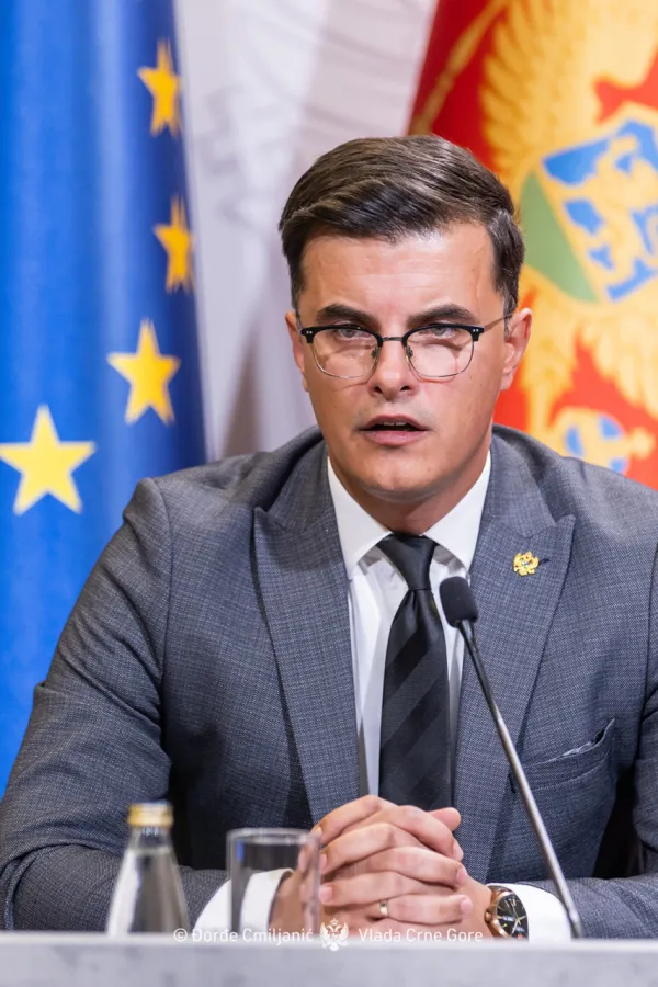 &Scaron;aranović: Raspisani javni konkursi za četiri pomoćnika direktora Uprave policije