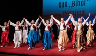 U Petnjici&nbsp;održana bo&scaron;njačka smotra folklora: Revija pjesme, igre i kulturnog nasljeđa