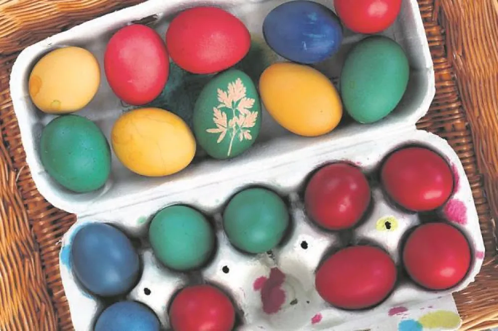 Tri obavezne boje jaja za Vaskrs: Nose moćnu simboliku i obavezne su u va&scaron;oj korpi