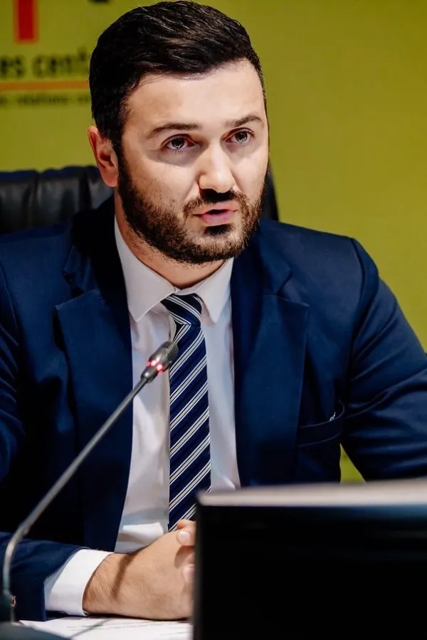 Ne smijemo predati dva aerodroma za cijenu manju od jednog aviona