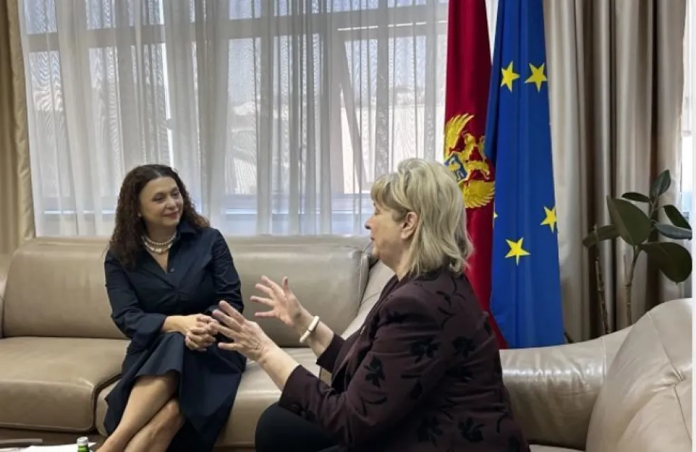  Kordić sa ambasadorkom Slovačke, Evom Ponomarenkovom. 