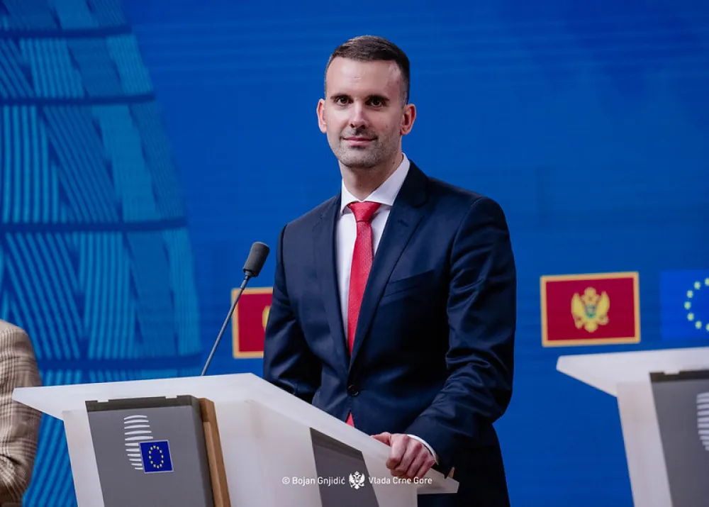 Spajić za Politiko: Crna Gora želi da uđe u EU zbog bezbjednosti