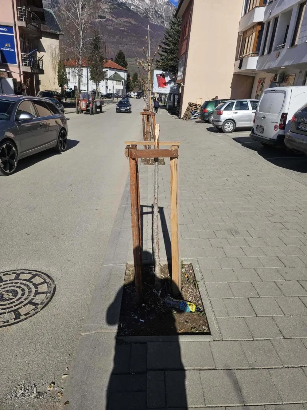 U Beranama učestali&nbsp;napadi na dru&scaron;tvenu i imovinu građana: Vandalizam bez kazne, institucije bez odgovora