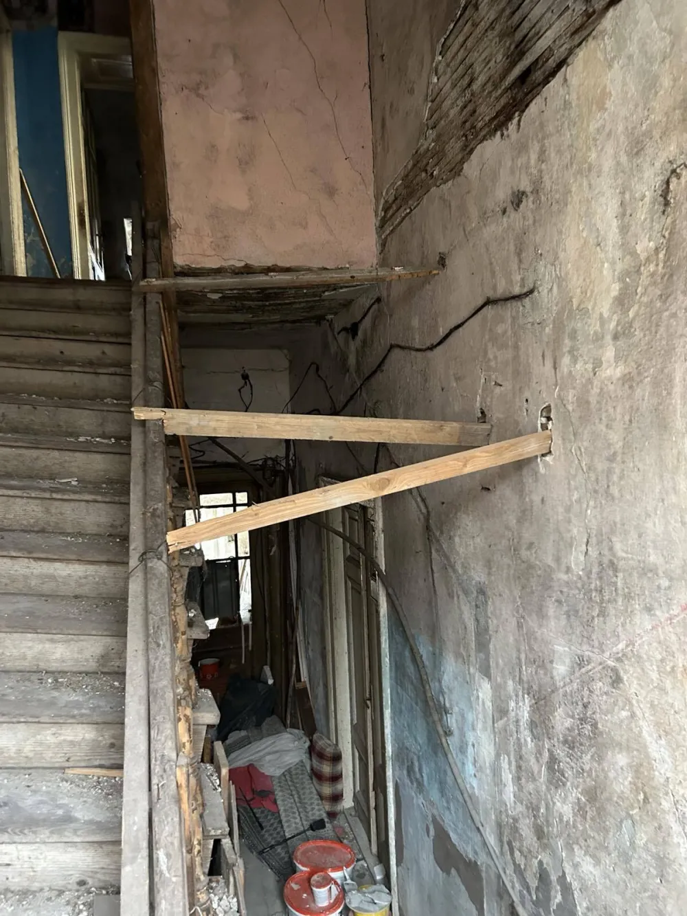 Turisti prolaze, stanari obilaze, a kulturno dobro propada