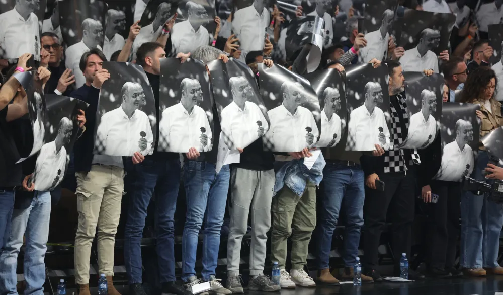 Emotivne scene iz Beograda
