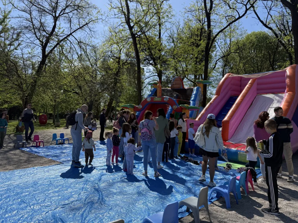 (FOTO/ VIDEO) "Vaskrs u srcu Podgorice": Rađanje radosti kroz stvarala&scaron;tvo