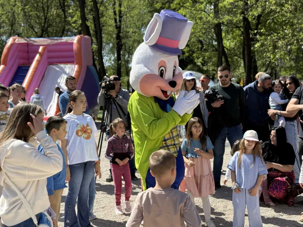 (FOTO/ VIDEO) "Vaskrs u srcu Podgorice": Rađanje radosti kroz stvarala&scaron;tvo