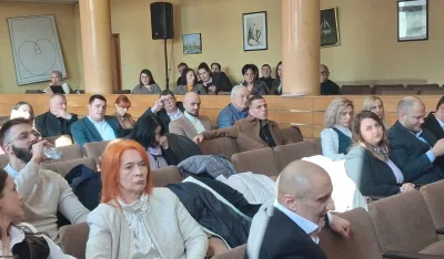  ​Na inicijativu opozicionih odbornika, na dnevnom redu 11. zasjedanja Skup&scaron;tine op&scaron;tine Nik&scaron;ić trebalo bi da se nađe i odluka o stavljanju van snage saglasnosti na novi cjenovnik komunalnih usluga za pravna lica.