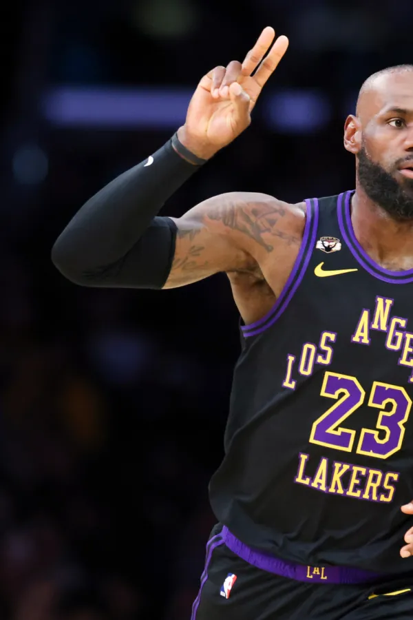 Nagetsi gaze i bez Jokića, Lebron ispisao istoriju