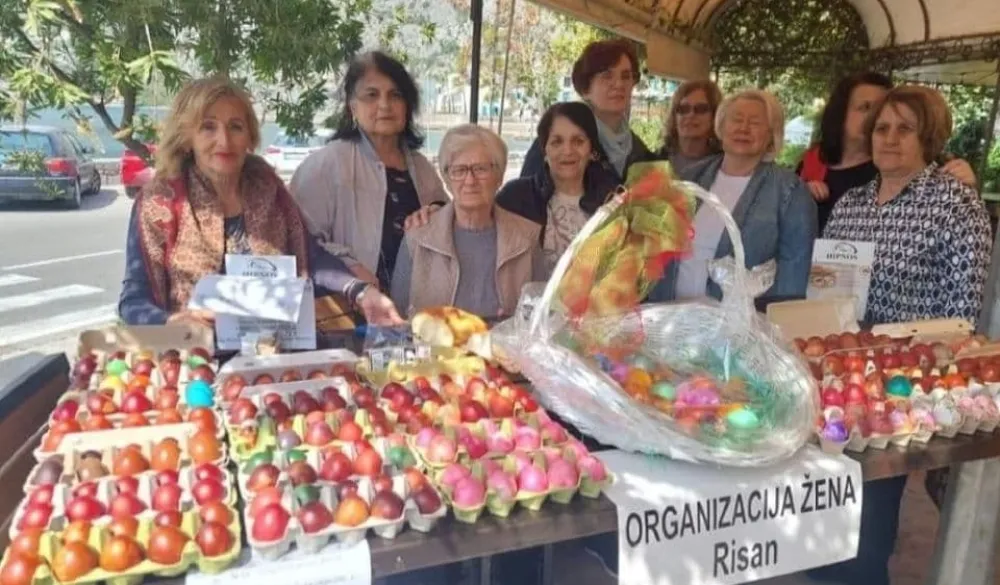 "Žene Risna" prikupile vi&scaron;e od 400 jaja za korisnike Doma starih "Grabovac" i bolnice "Vaso Ćuković"