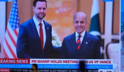 Džej Di Vens i &Scaron;ehbaz &Scaron;arif 