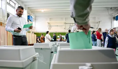 (FOTO) Rekordna izlaznost&nbsp;u Mađarskoj: Do 17 časova glasalo preko 74 odsto birača