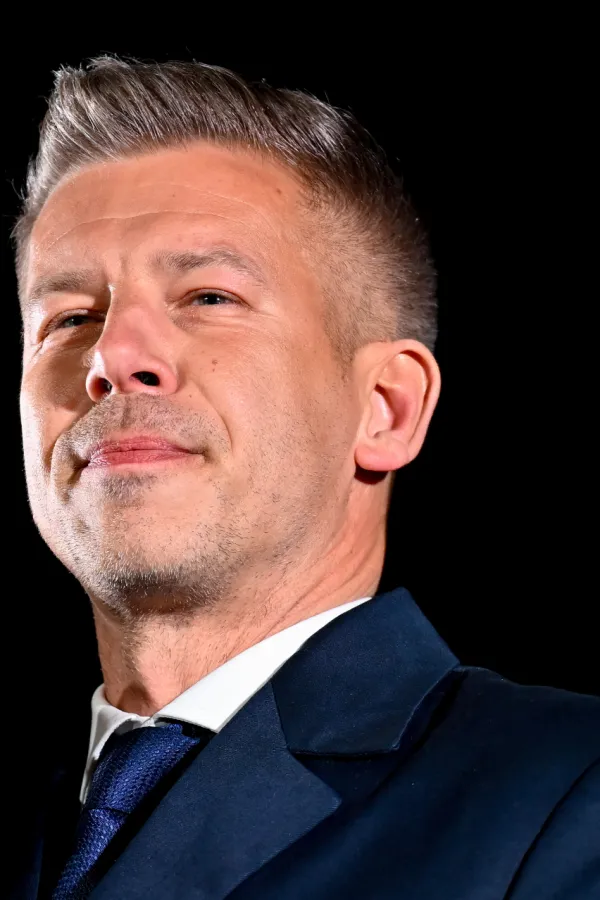 Mađar optužuje Sijarta: Uni&scaron;tava dokumenta&nbsp;u vezi sankcija Rusiji