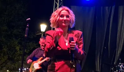Goca Tržan otvorila veče muzike na Trgu slobode