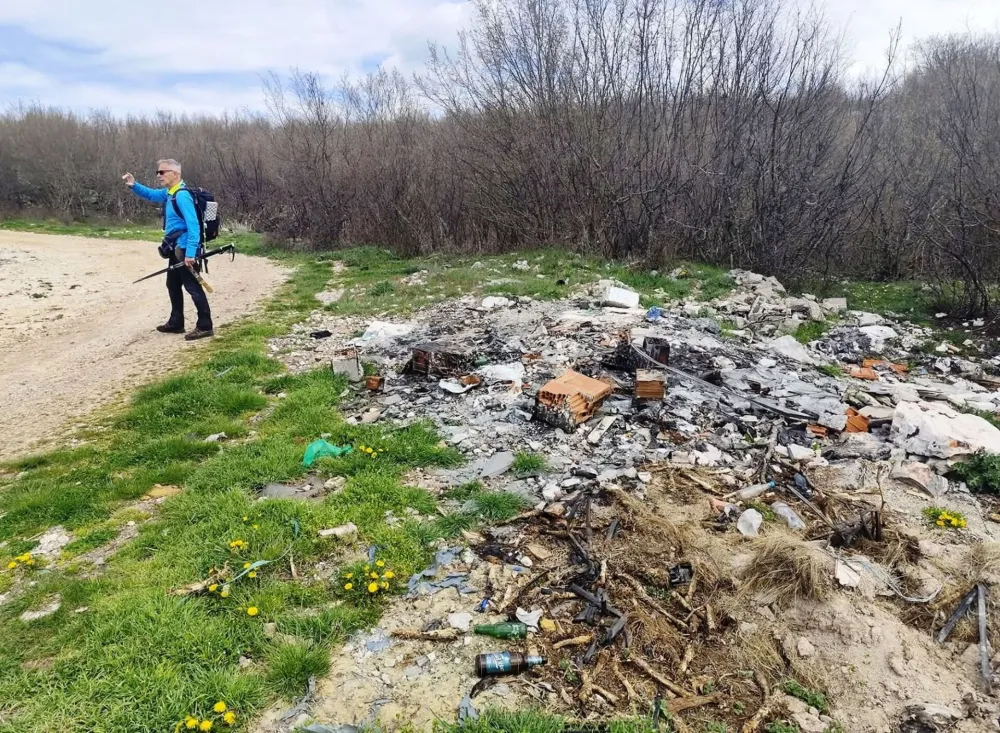 U nik&scaron;ićkoj Dragovoj luci uni&scaron;ten vidikovac, polomljen mobilijar, priroda ponižena