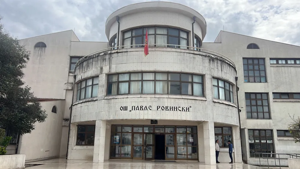&Scaron;kola &bdquo;Pavle Rovinski&rdquo; 33 godine radi u nelegalnoj zgradi