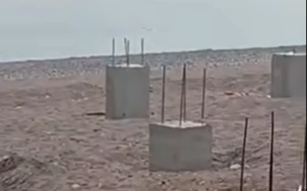 Morsko dobro naredilo Careviću da bez odlaganja ukloni beton sa Slovenske plaže