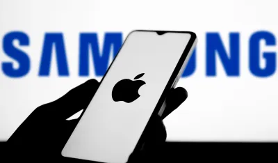Apple će za savitljivi telefon koristiti Samsung ekrane
