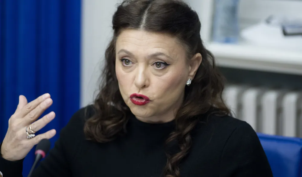 Vlada prepu&scaron;ta Budvansku rivijeru MK grupi?