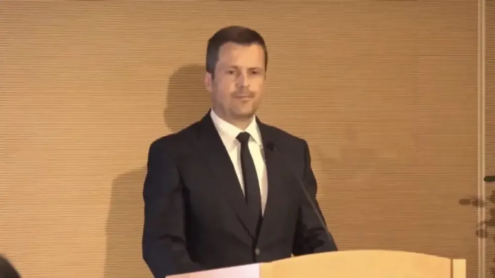 Sa&scaron;a Mujović