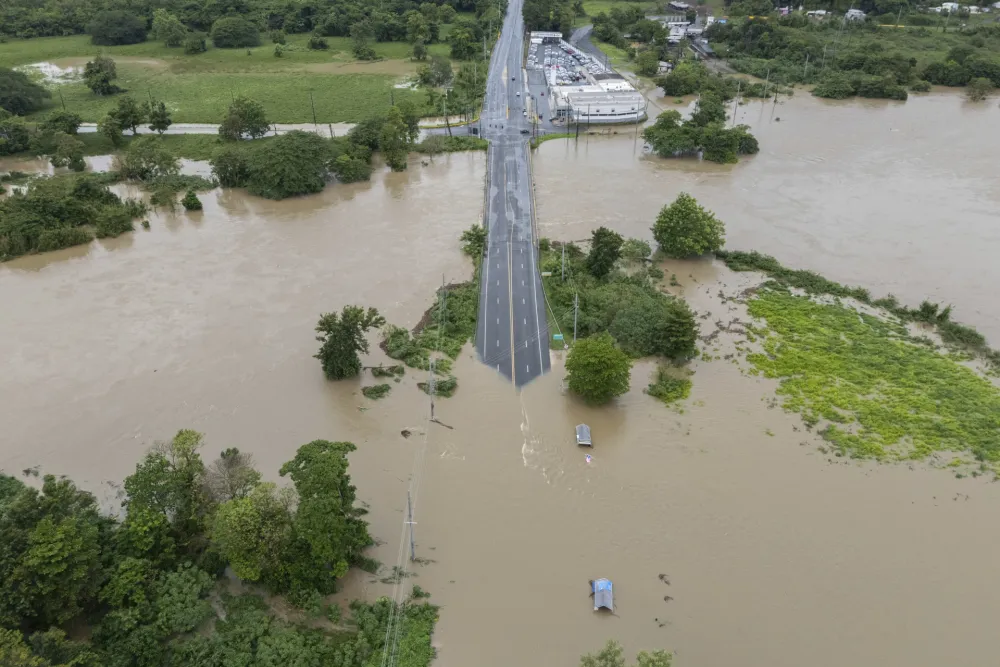 Oluja odnijela 16 života na Karibima