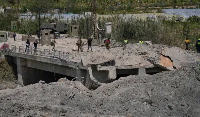 (UŽIVO) Uni&scaron;ten most koji je povezivao južni Liban sa ostatkom zemlje; Peze&scaron;kijan: Nijedna sila ne može da prisili iranski narod na pokornost