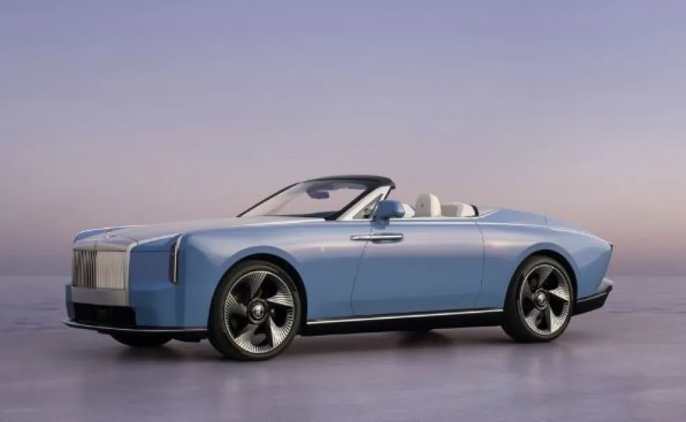 Luksuz bez granica: Rolls-Royce proizvodi električni kabriolet sa dužinom limuzine