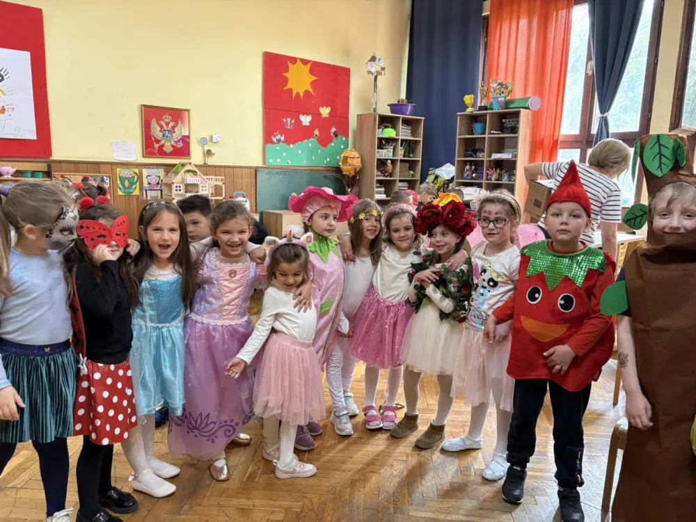 Maskenbal u vrtiću &bdquo;Pčelica&ldquo;: Procvjetao vrtić