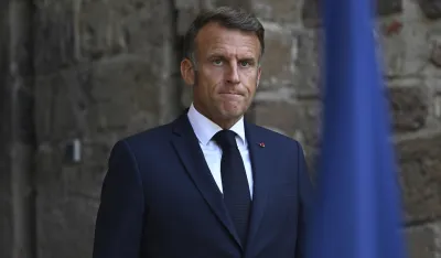 Makron: Poginuo francuski vojnik, sve upućuje na odgovornost Hezbolaha