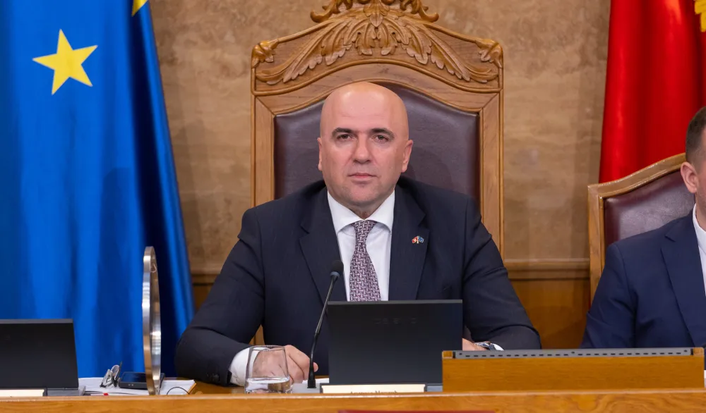 Nurković: Kaluđerski laz između pamćenja i odgovornosti