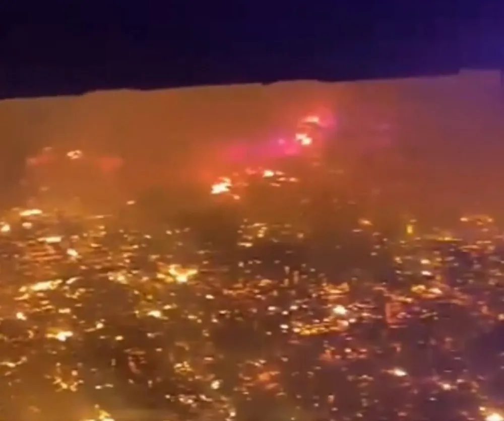 (VIDEO) Veliki požar u Maleziji uni&scaron;tava domove, hiljade ljudi raseljeno