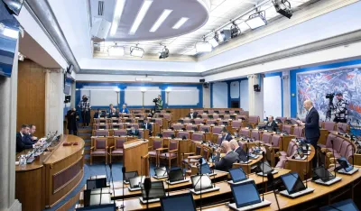 PES povukao iz skup&scaron;tinske procedure predlog Zakona o statusu potomaka dinastije Petrović Njego&scaron;