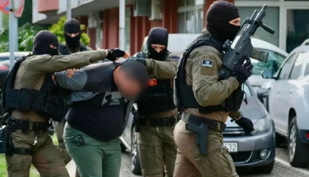 Kako je Balkanski kartel &scaron;vercovao narkotike: Tone droge u po&scaron;iljkama voća i bra&scaron;na plaćane kriptovalutama