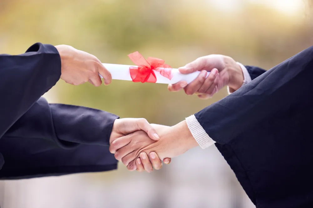 Jo&scaron; &scaron;est krivičnih prijava zbog lažnih diploma