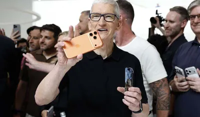 Apple dobio novog &scaron;efa, Tim Kuk vi&scaron;e nije izvr&scaron;ni direktor