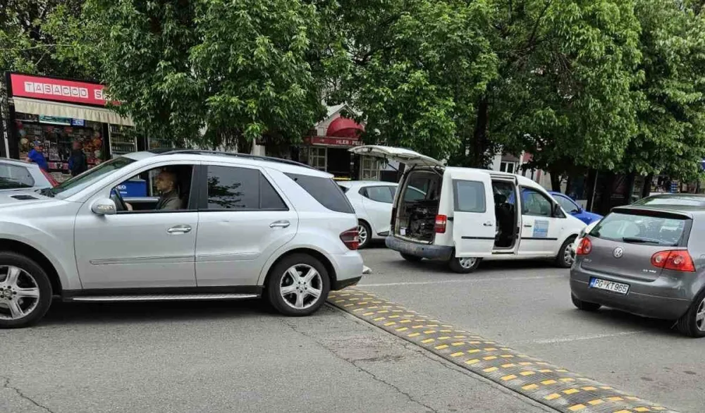 Usporivač brzine u Ulici Blaža Jovanovića 