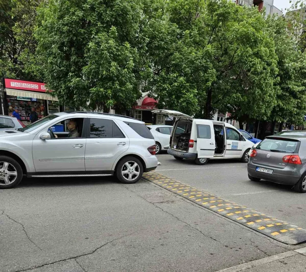 Usporivač brzine u Ulici Blaža Jovanovića 