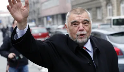 Mesić: Državni vrh toleri&scaron;e relativizaciju NDH i zločine iz Drugog svjetskog rata