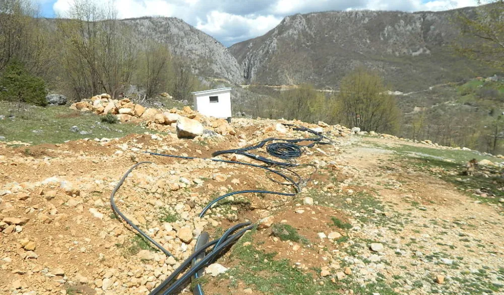 Voda stiže do brojnih domaćinstava u Bihoru