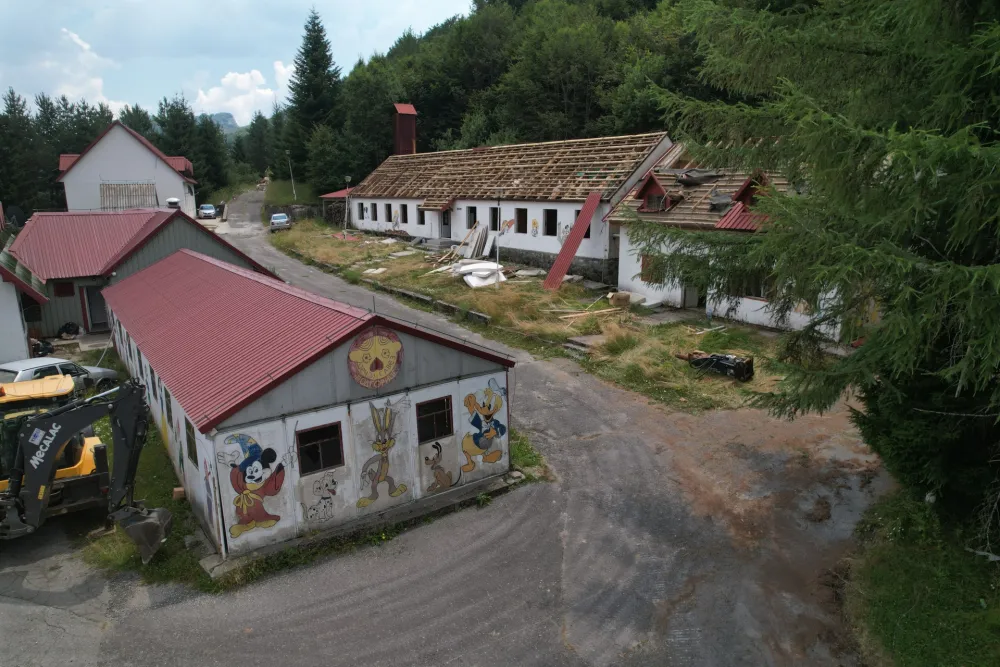 Fatalne posljedice ru&scaron;enja paviljona &bdquo;Komovi&ldquo; i &bdquo;Tara&ldquo; 2024. godine: Da su jedan zid ostavili gradilo bi se, ovako ne može